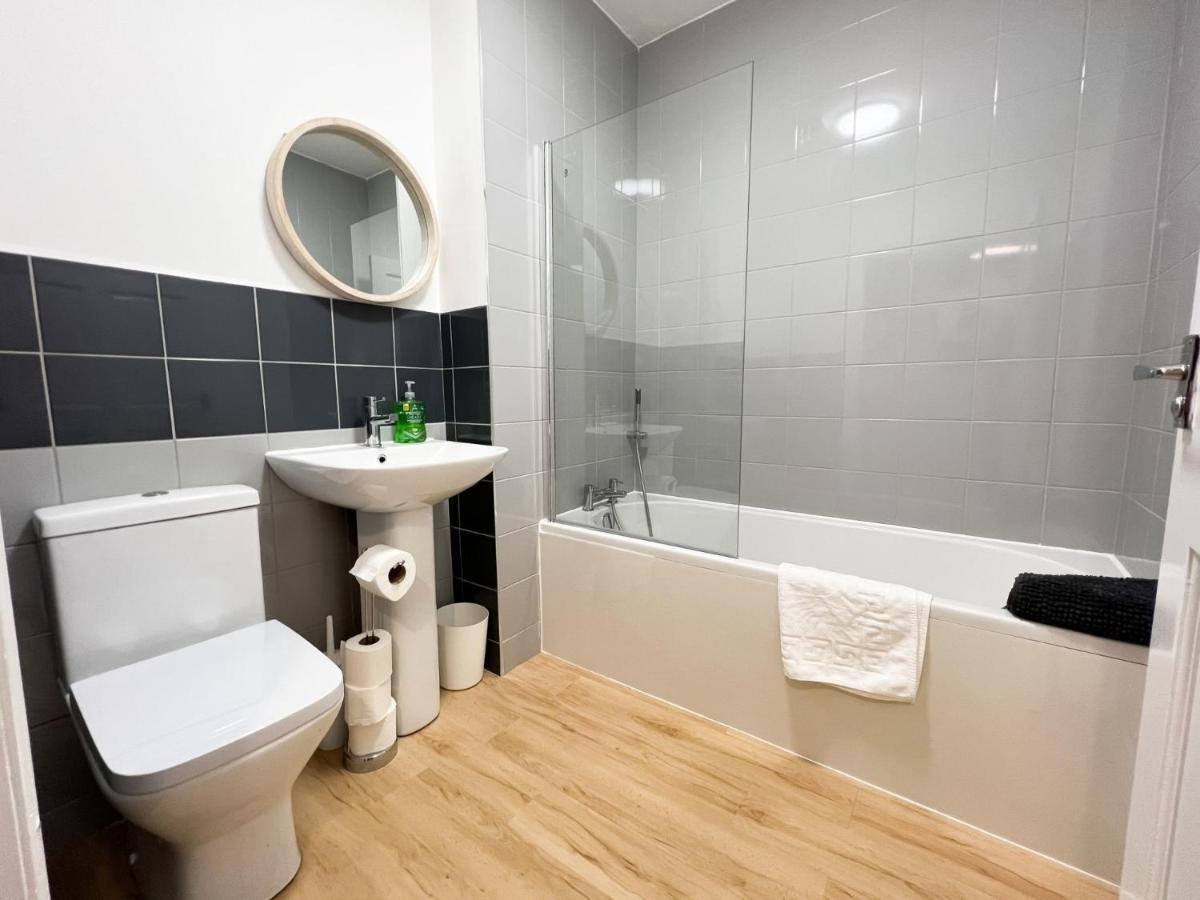Glasgow 2 Bedroom Apartment エクステリア 写真