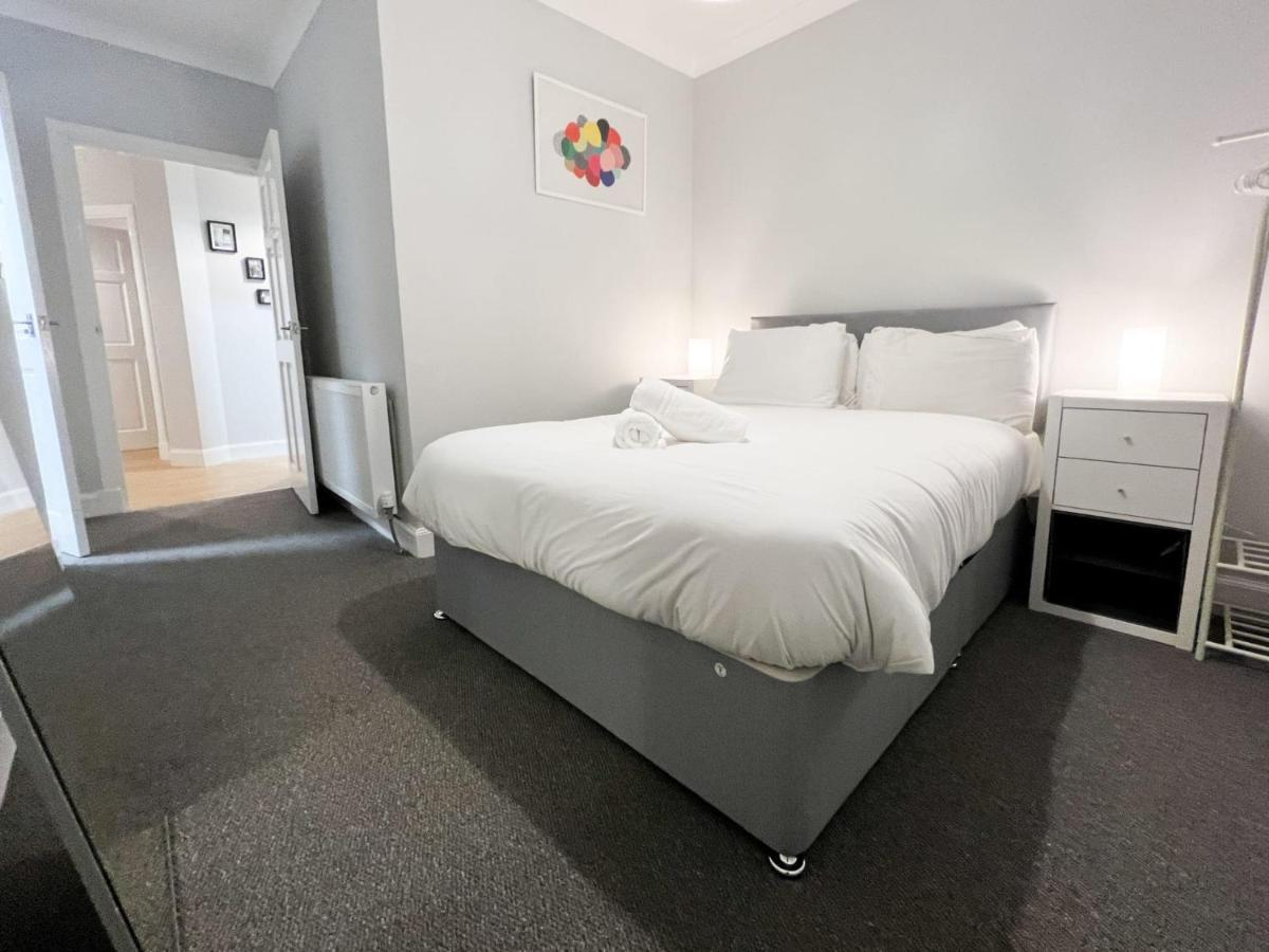 Glasgow 2 Bedroom Apartment エクステリア 写真
